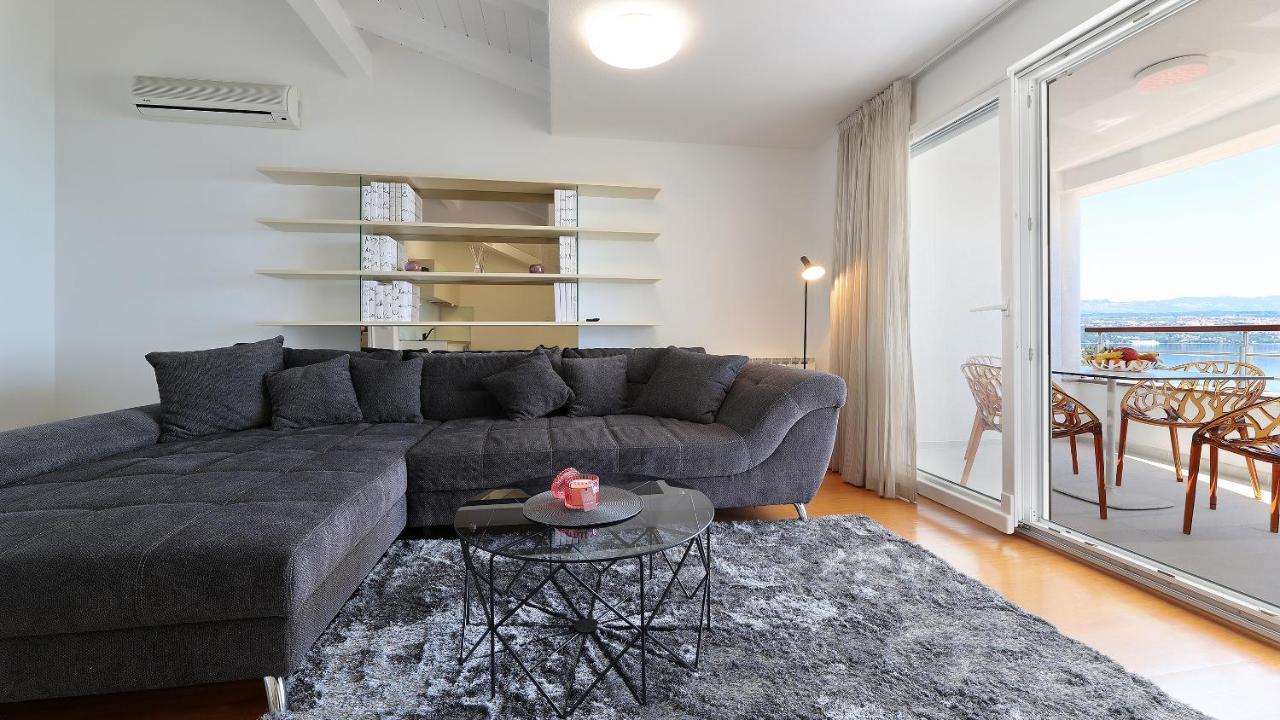 Sea View Apartment In Ичичи Экстерьер фото